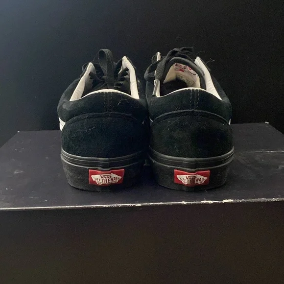 Black - Pig Suede Sk8 -Hi Vans - Picture 4 of 5